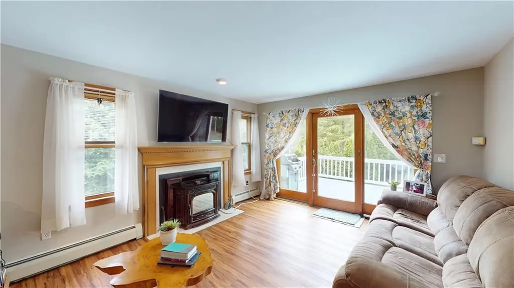 22 Ridgewood Drive Scituate RI 02857