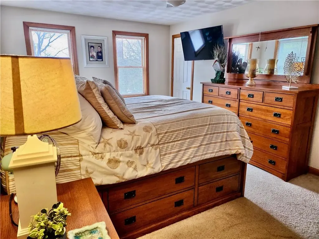 22 Ridgewood Drive Scituate RI 02857