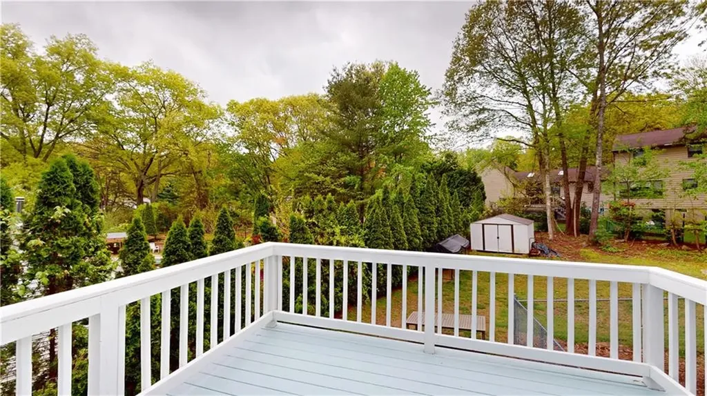 22 Ridgewood Drive Scituate RI 02857