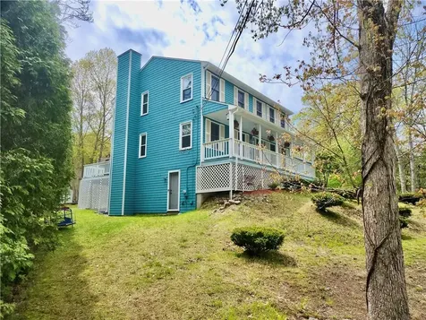 22 Ridgewood Drive Scituate RI 02857