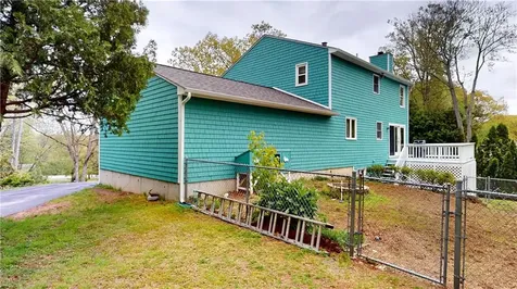 22 Ridgewood Drive Scituate RI 02857