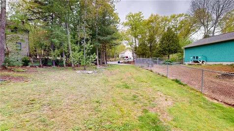 22 Ridgewood Drive Scituate RI 02857