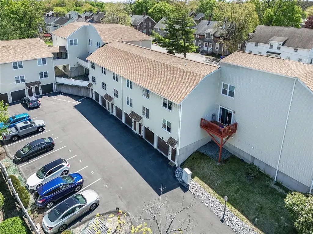 10 Burleigh Street Providence RI 02904