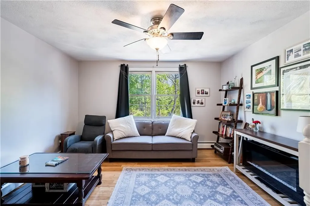 10 Burleigh Street Providence RI 02904