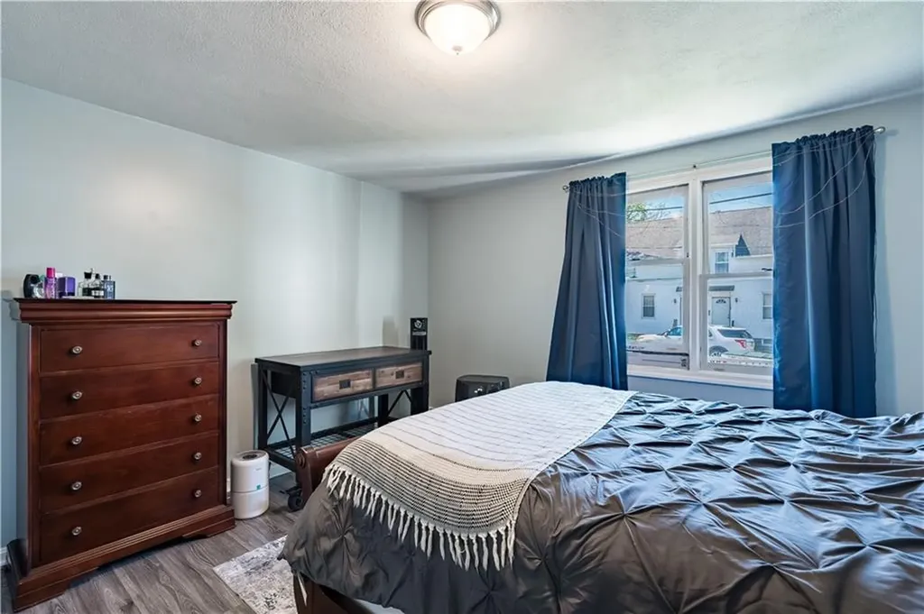 10 Burleigh Street Providence RI 02904