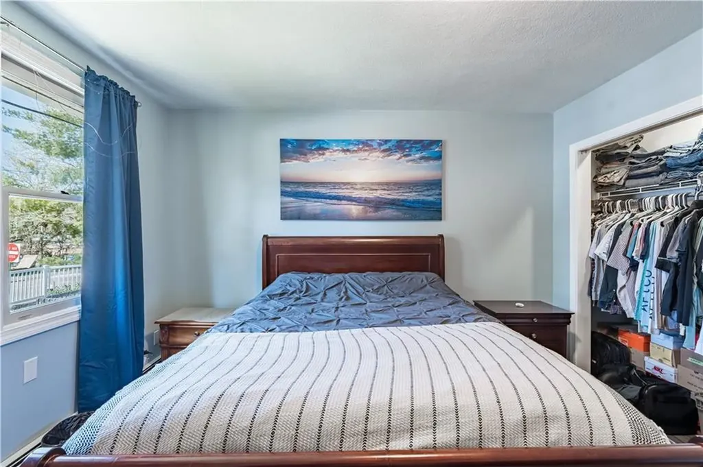 10 Burleigh Street Providence RI 02904