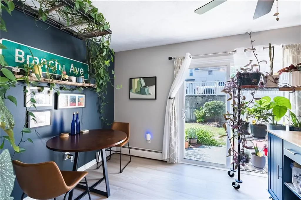 10 Burleigh Street Providence RI 02904