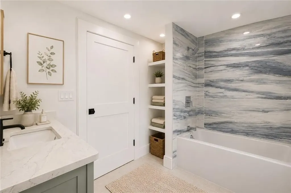 6 Sharon Court Newport RI 02840