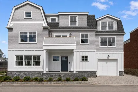 6 Sharon Court Newport RI 02840