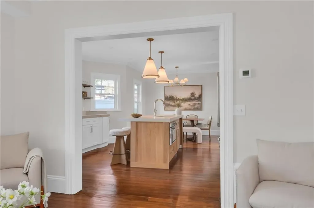 19 Rhode Island Avenue Providence RI 02906