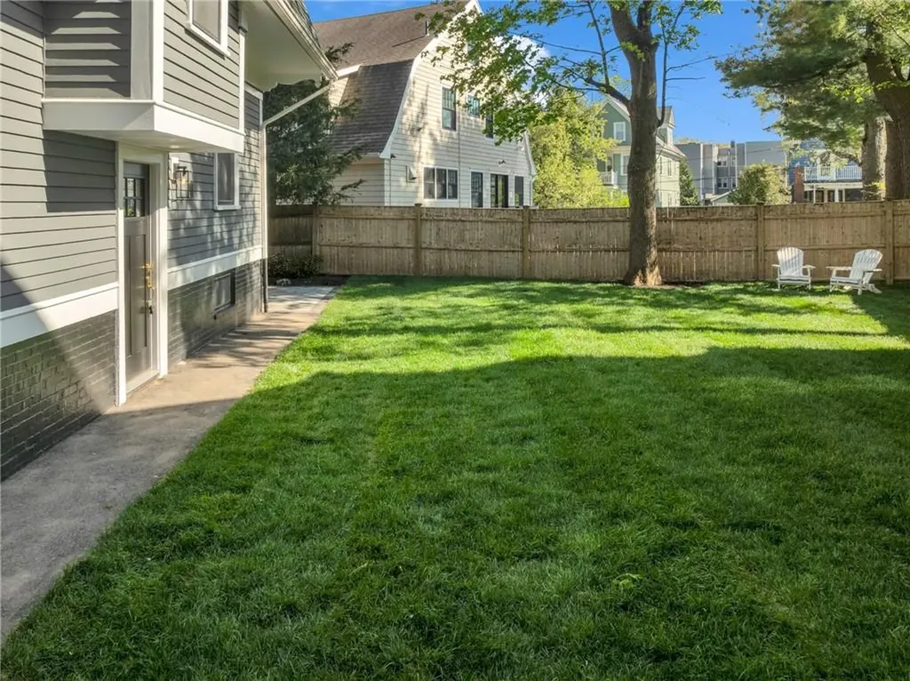19 Rhode Island Avenue Providence RI 02906