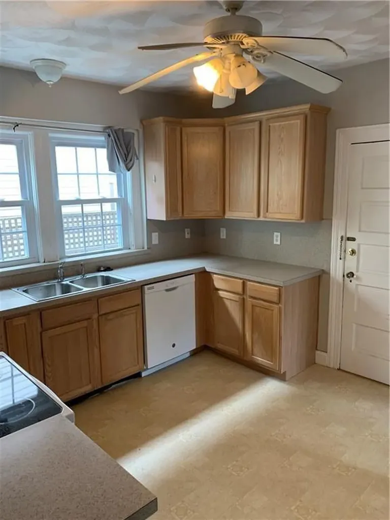 78 Irving Avenue Providence RI 02906