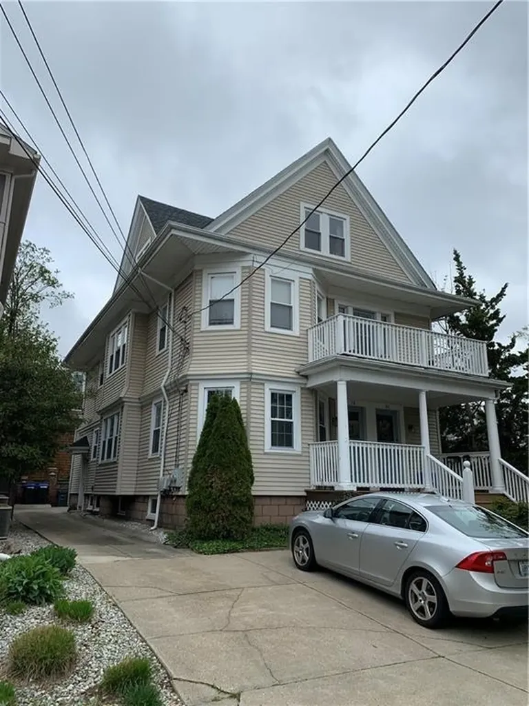 78 Irving Avenue Providence RI 02906