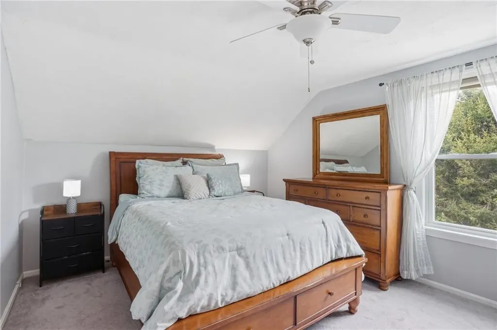 118 Bellevue Avenue North Smithfield RI 02896