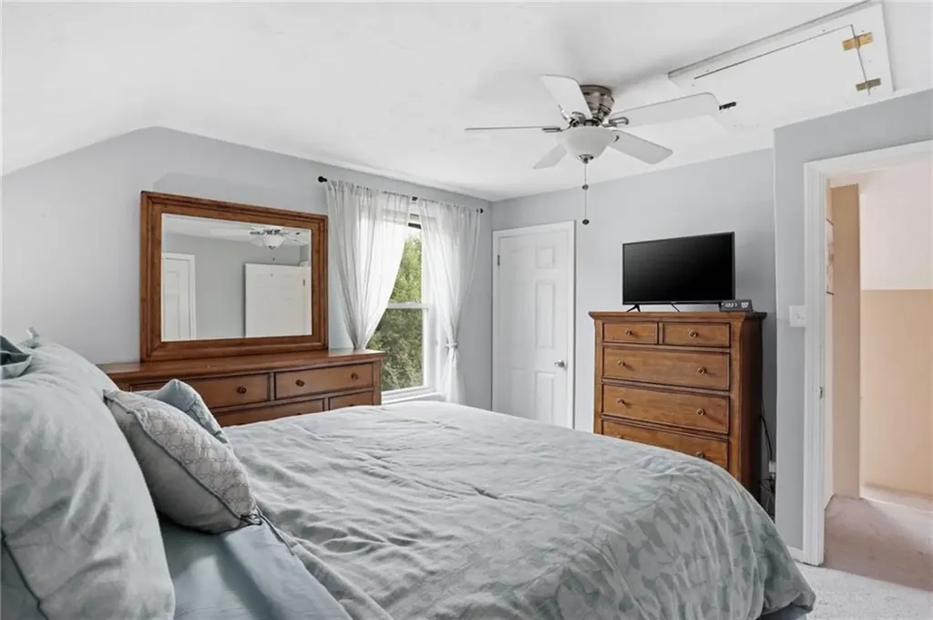 118 Bellevue Avenue North Smithfield RI 02896