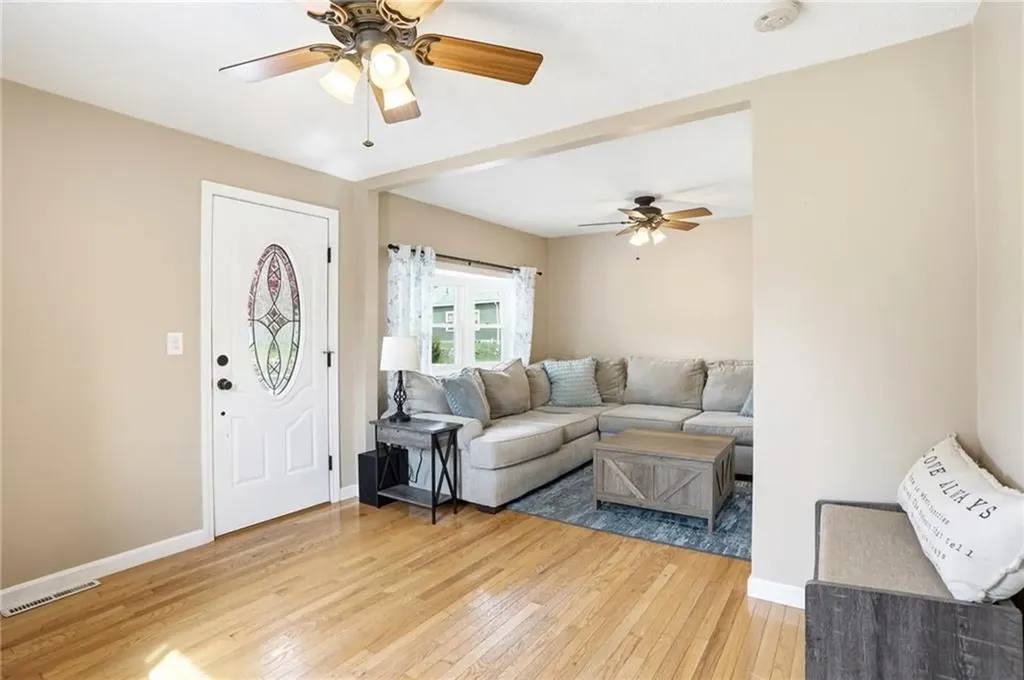 118 Bellevue Avenue North Smithfield RI 02896