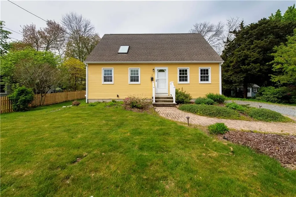 6 Englewood Court Warren RI 02885