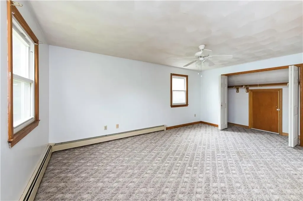 6 Englewood Court Warren RI 02885