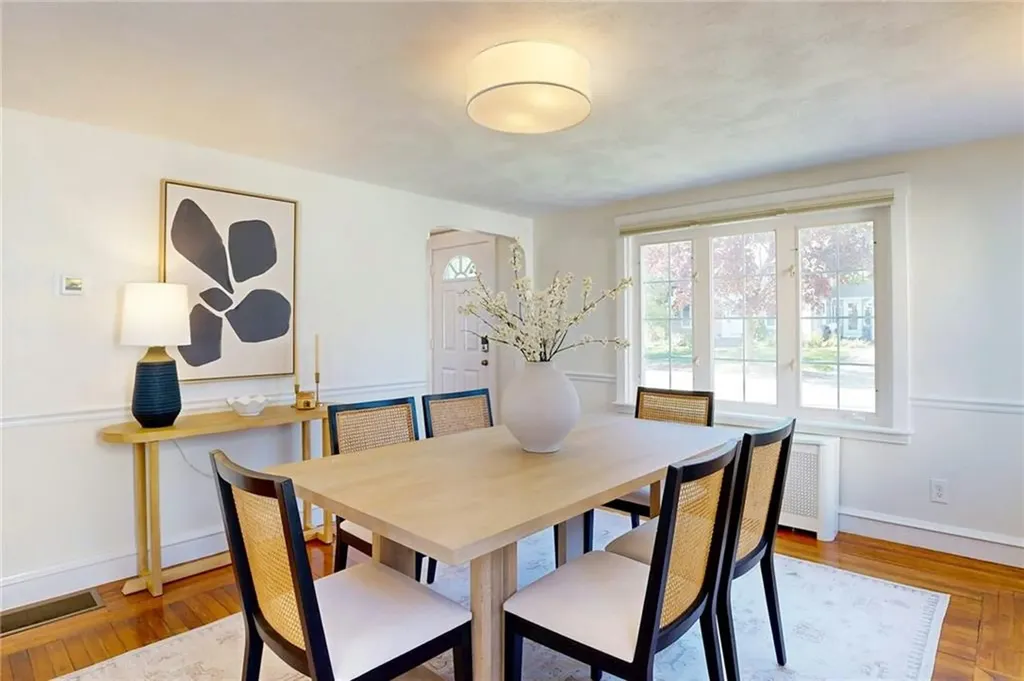 152 Audubon Road Warwick RI 02888