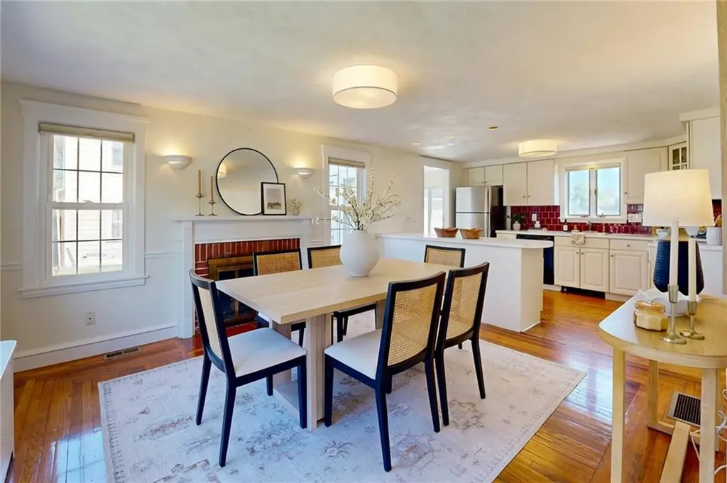 152 Audubon Road Warwick RI 02888