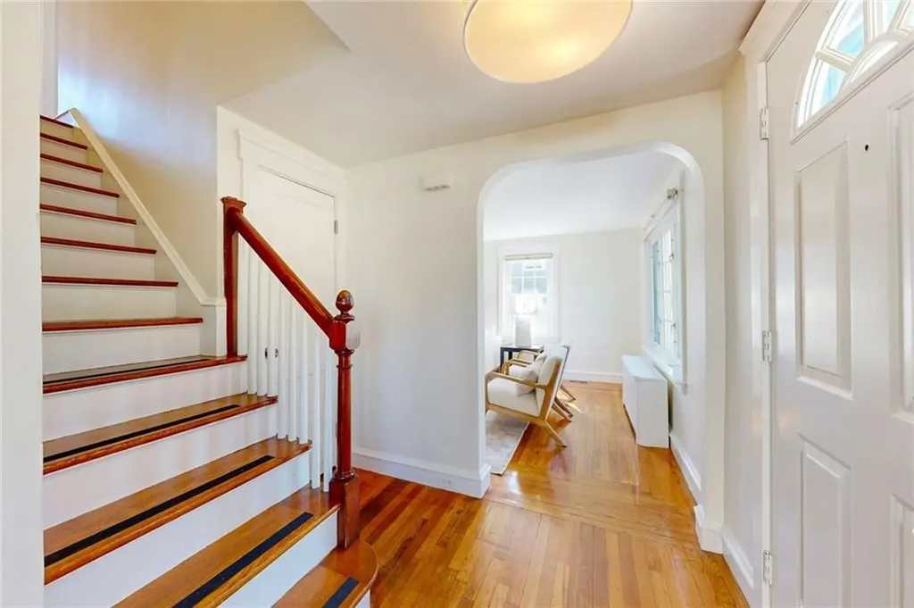 152 Audubon Road Warwick RI 02888