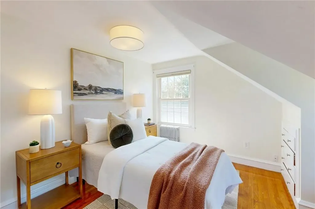 152 Audubon Road Warwick RI 02888