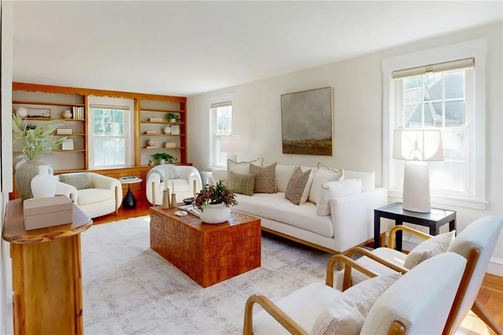 152 Audubon Road Warwick RI 02888