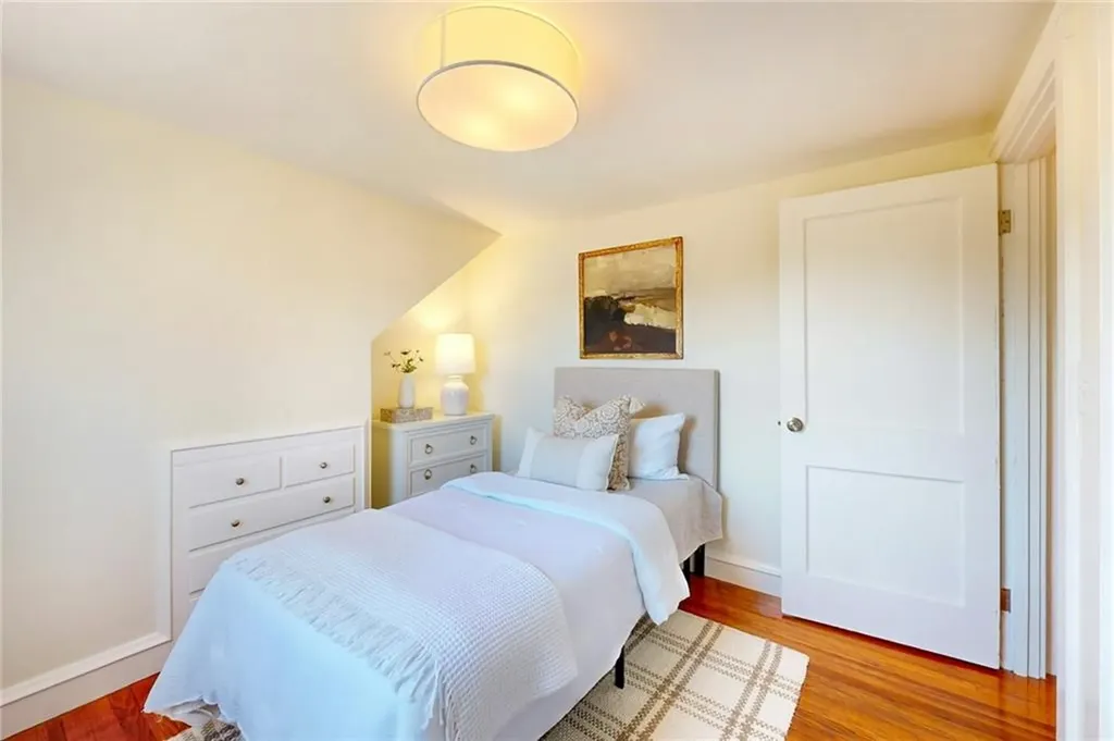152 Audubon Road Warwick RI 02888