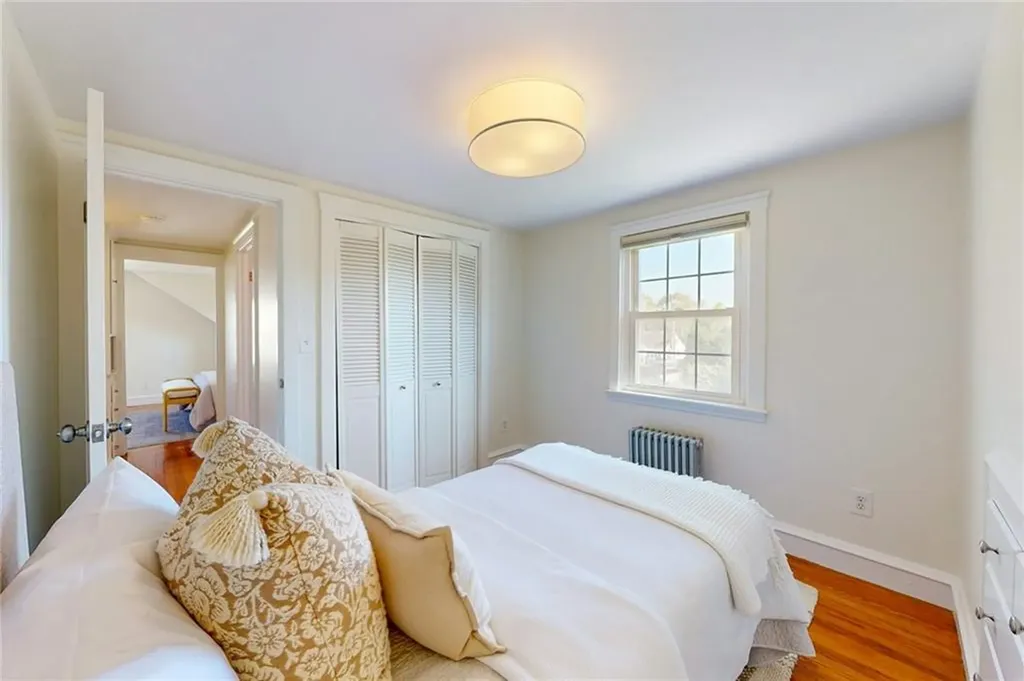 152 Audubon Road Warwick RI 02888