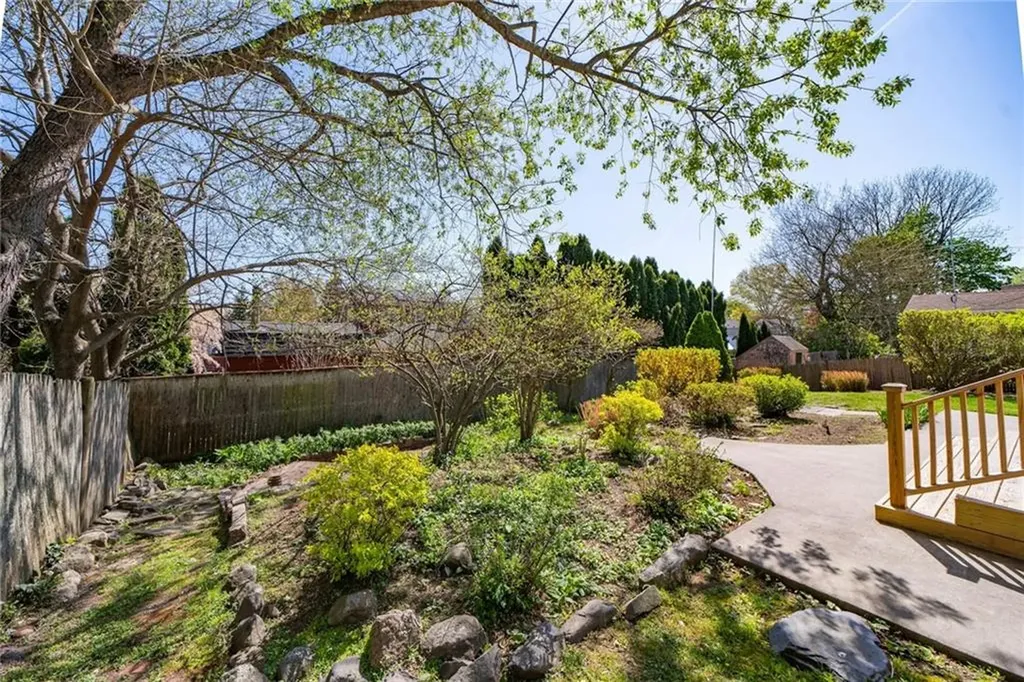 152 Audubon Road Warwick RI 02888