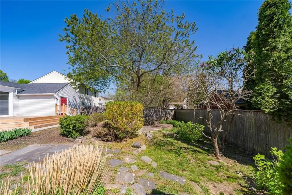 152 Audubon Road Warwick RI 02888
