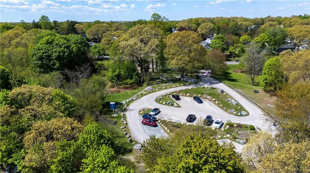 152 Audubon Road Warwick RI 02888