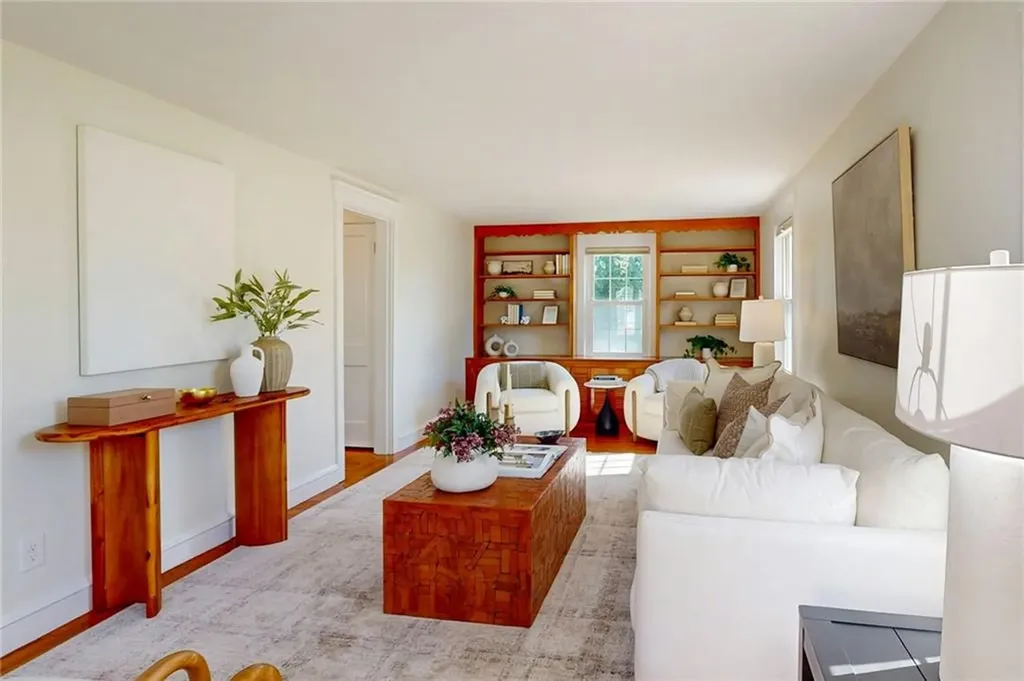 152 Audubon Road Warwick RI 02888
