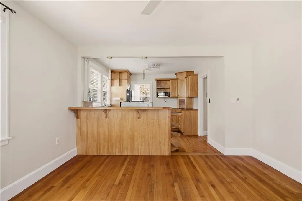 53 Berkeley Avenue Newport RI 02840