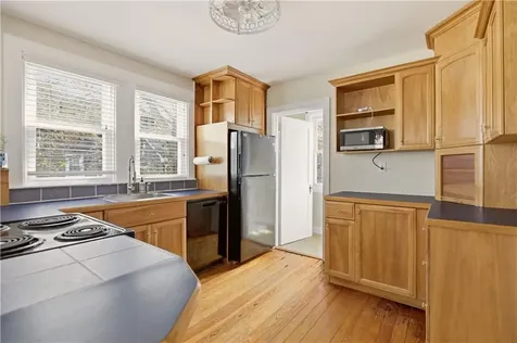53 Berkeley Avenue Newport RI 02840