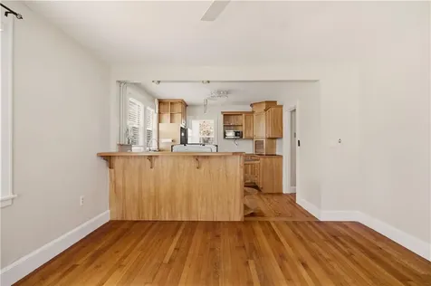 53 Berkeley Avenue Newport RI 02840