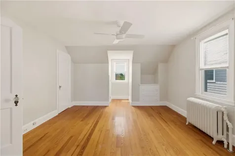 53 Berkeley Avenue Newport RI 02840