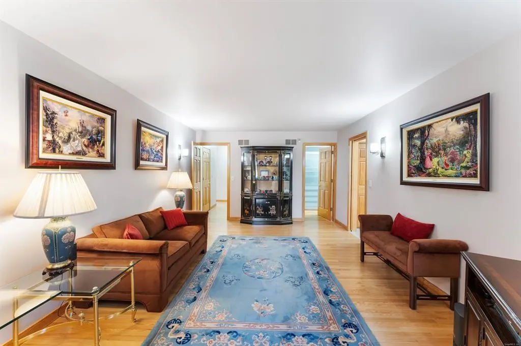 524 Wauregan Road Brooklyn CT 06234