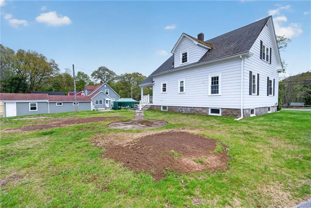 1938 Providence Pike North Smithfield RI 02896