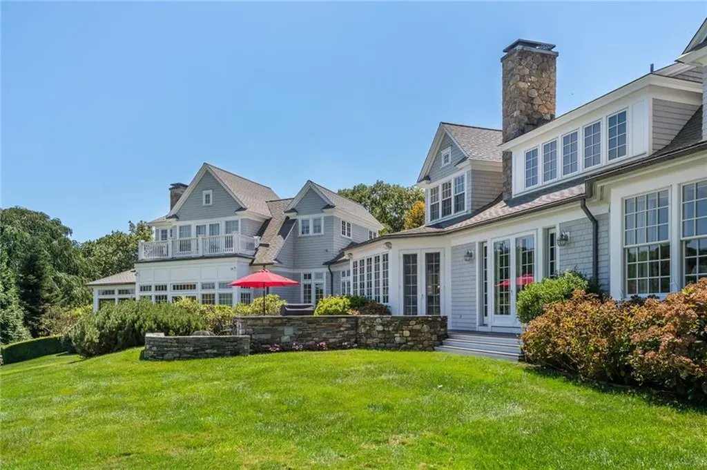 1591 C Commodore Perry Highway South Kingstown RI 02879