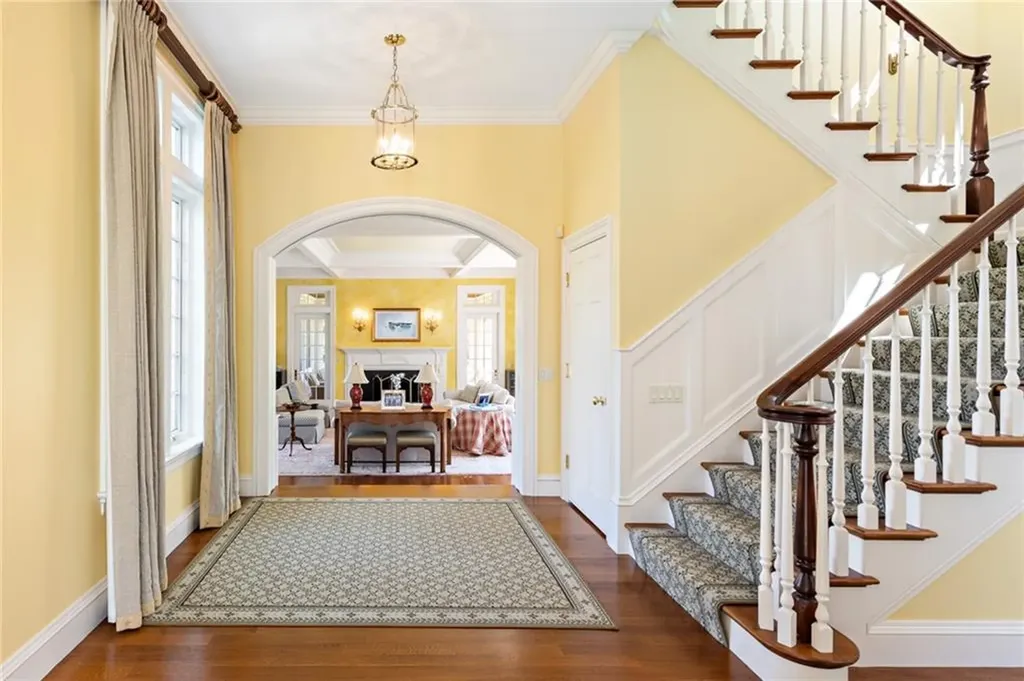 1591 C Commodore Perry Highway South Kingstown RI 02879