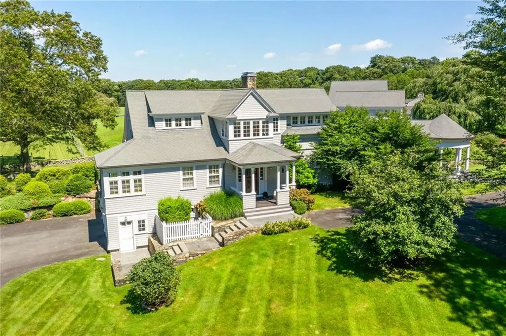 1591 C Commodore Perry Highway South Kingstown RI 02879