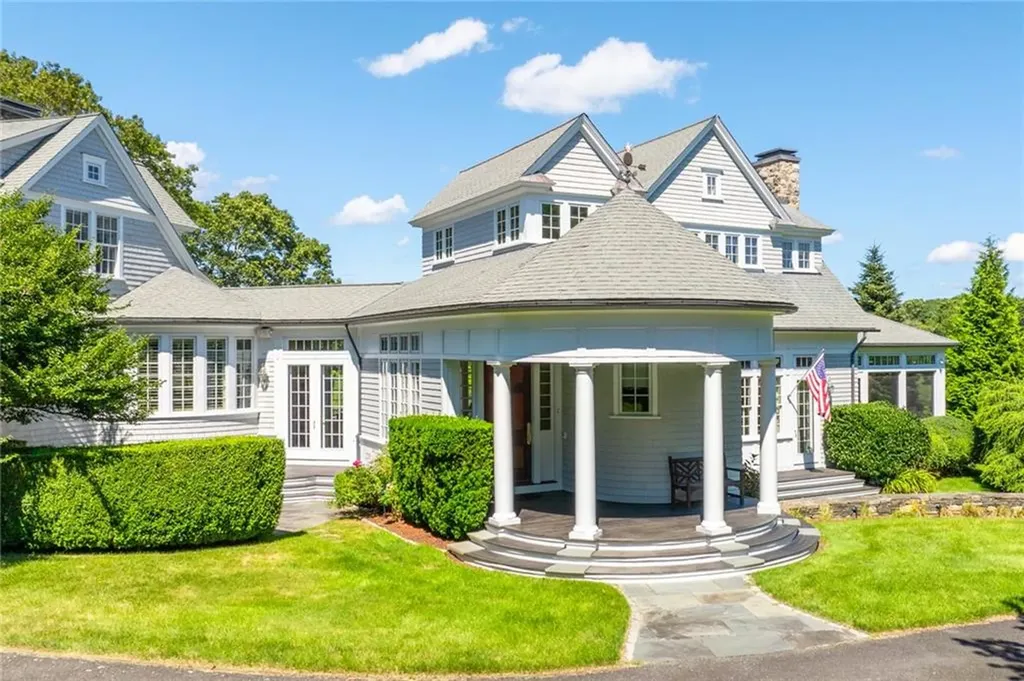1591 C Commodore Perry Highway South Kingstown RI 02879