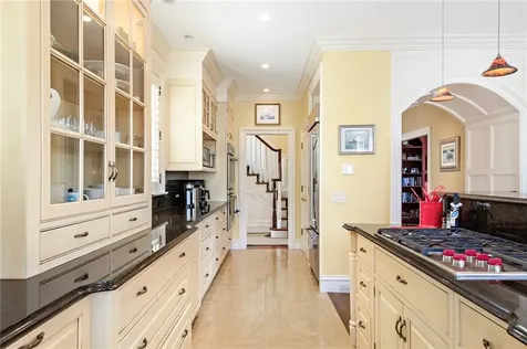 1591 C Commodore Perry Highway South Kingstown RI 02879