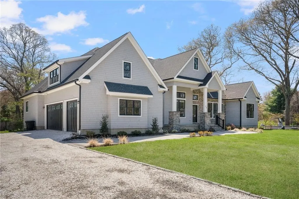 24 Tern Road Narragansett RI 02882