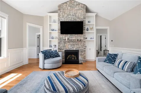 24 Tern Road Narragansett RI 02882