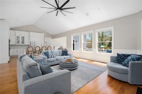 24 Tern Road Narragansett RI 02882