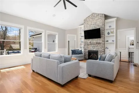 24 Tern Road Narragansett RI 02882