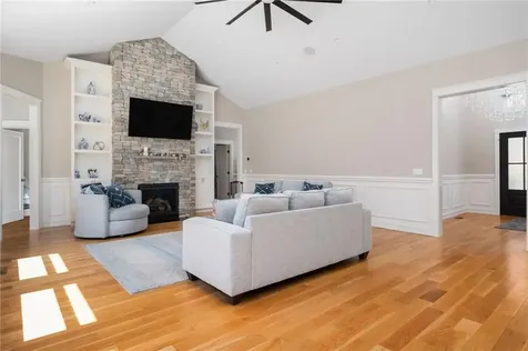 24 Tern Road Narragansett RI 02882