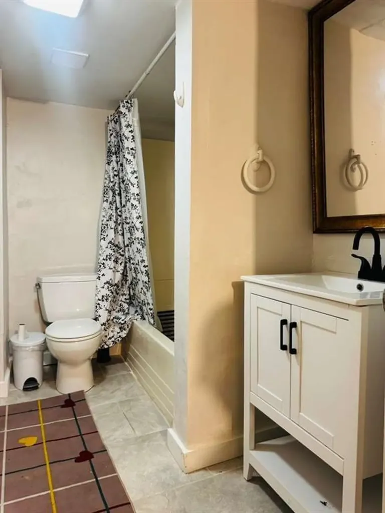 2 Parkview Avenue Providence RI 02905